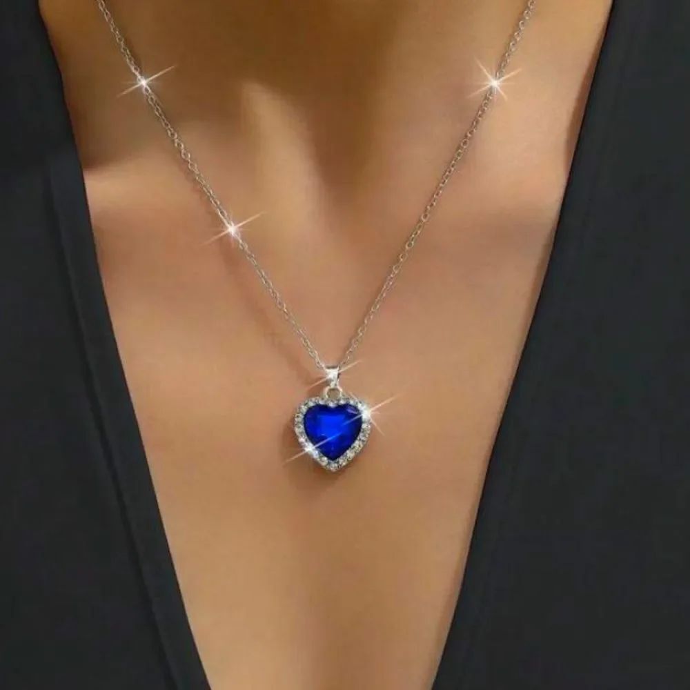 3for$20 Fashionable Heart Shape PendantâNecklace Suit For Women